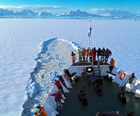 MV Ushuaia ship