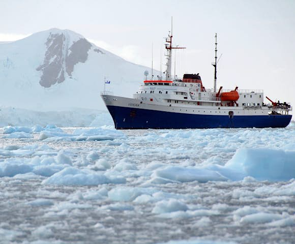 MV Ushuaia ship