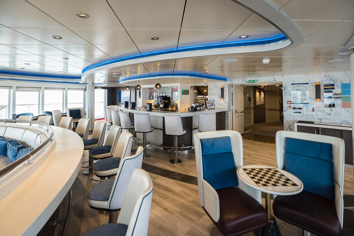 Bar on the Sylvia Earle