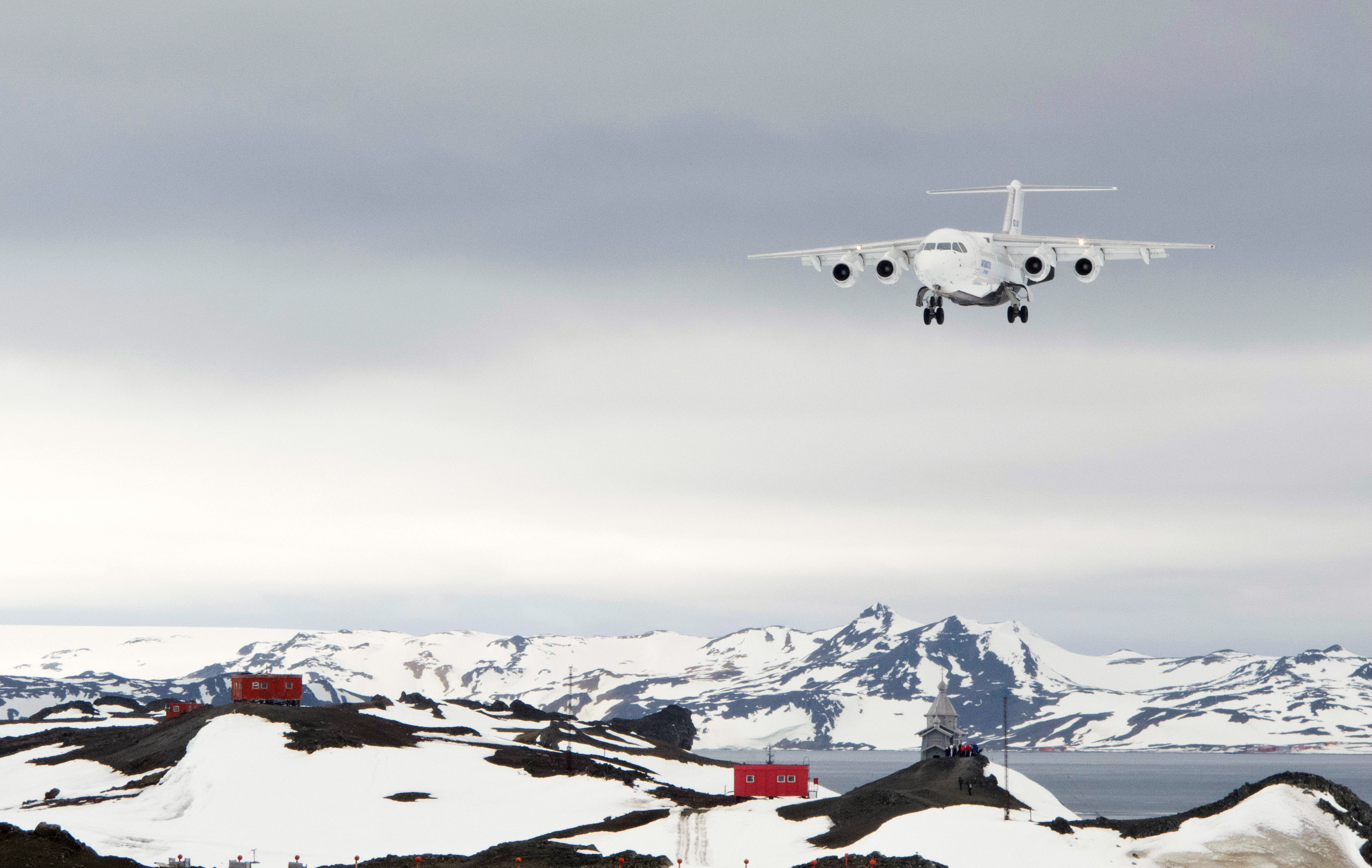 Express Tour of Antarctica