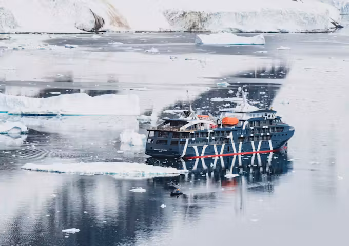 Magellan Explorer, Antarctic expedition vessel in Antarctica