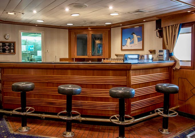 The Clipper Club Bar on the Expedition ship