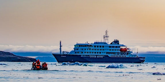 OCE_4_PIPPA-LOW_HONDIUS-SHIP4.2-crop