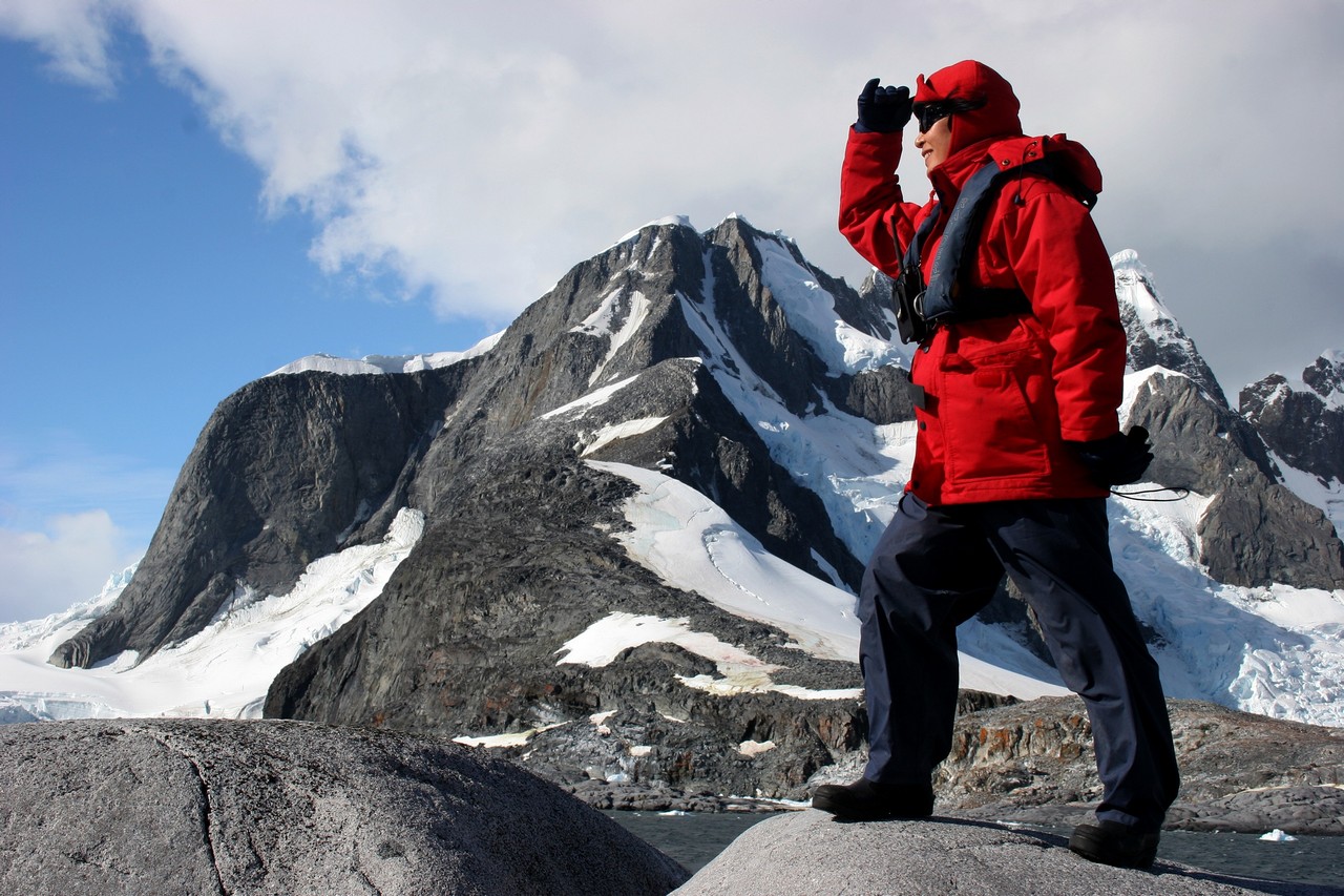 Cruise to the Antarctic Peninsula