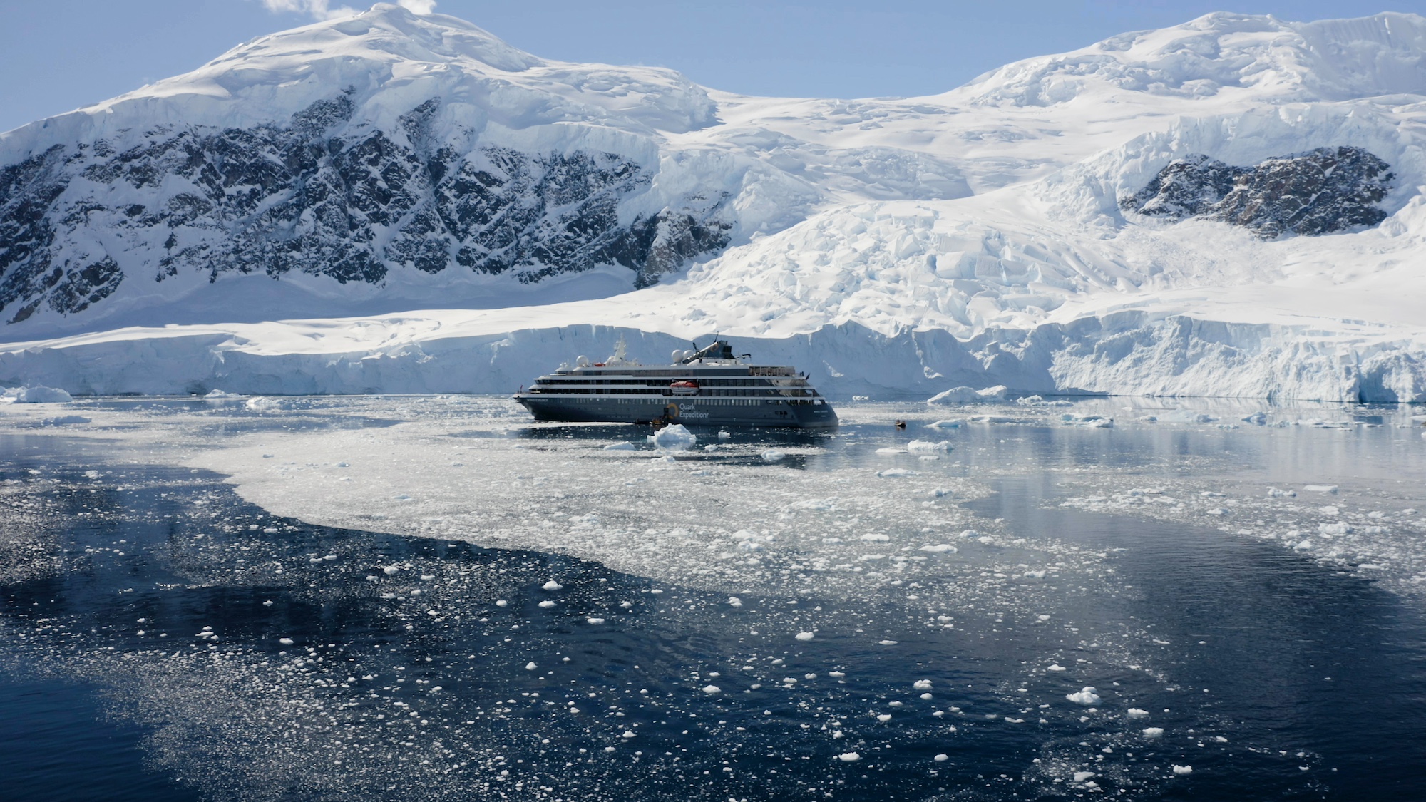 World Explorer exterior 