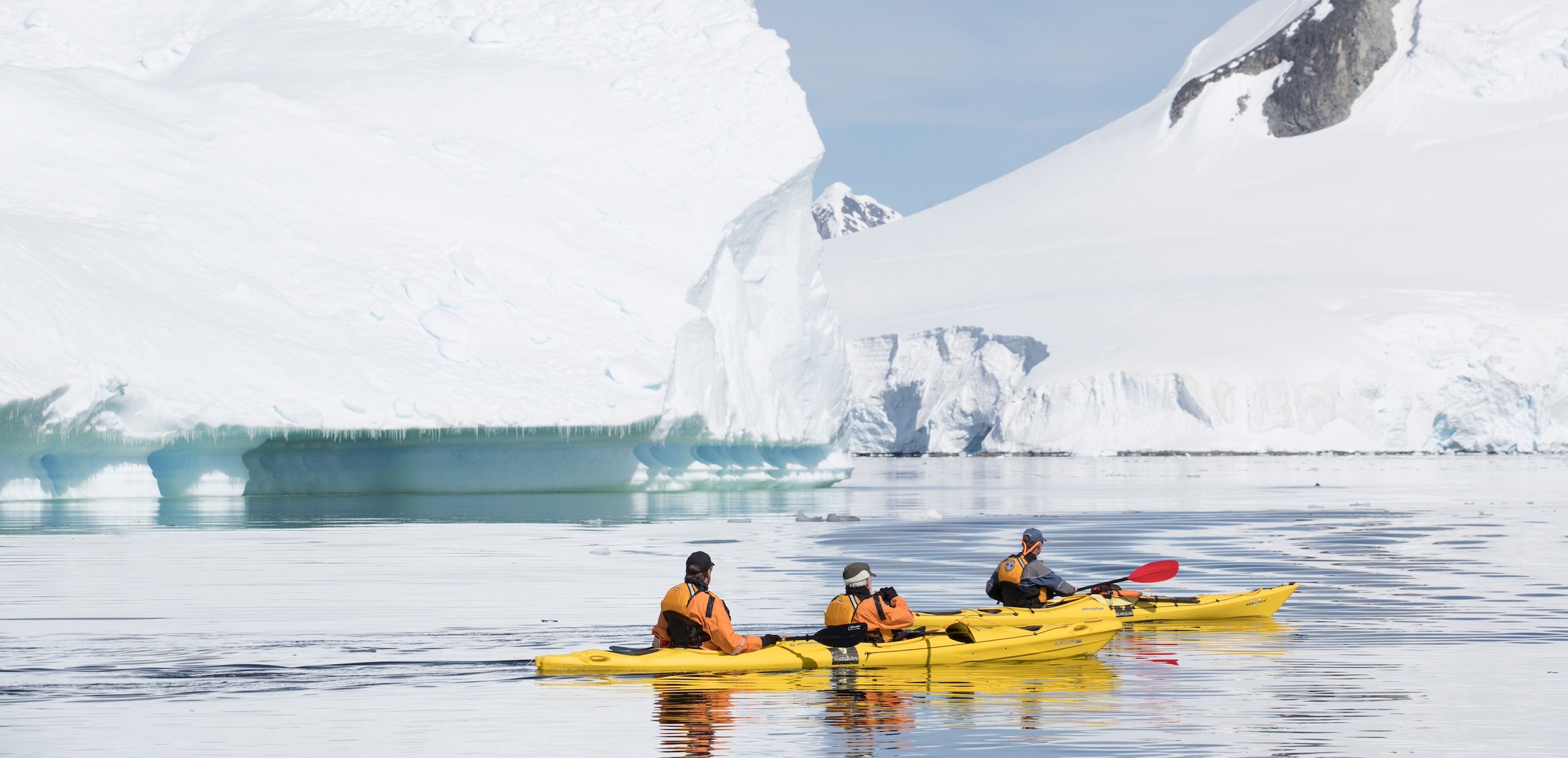 Kayaking through Paradise Bay 
