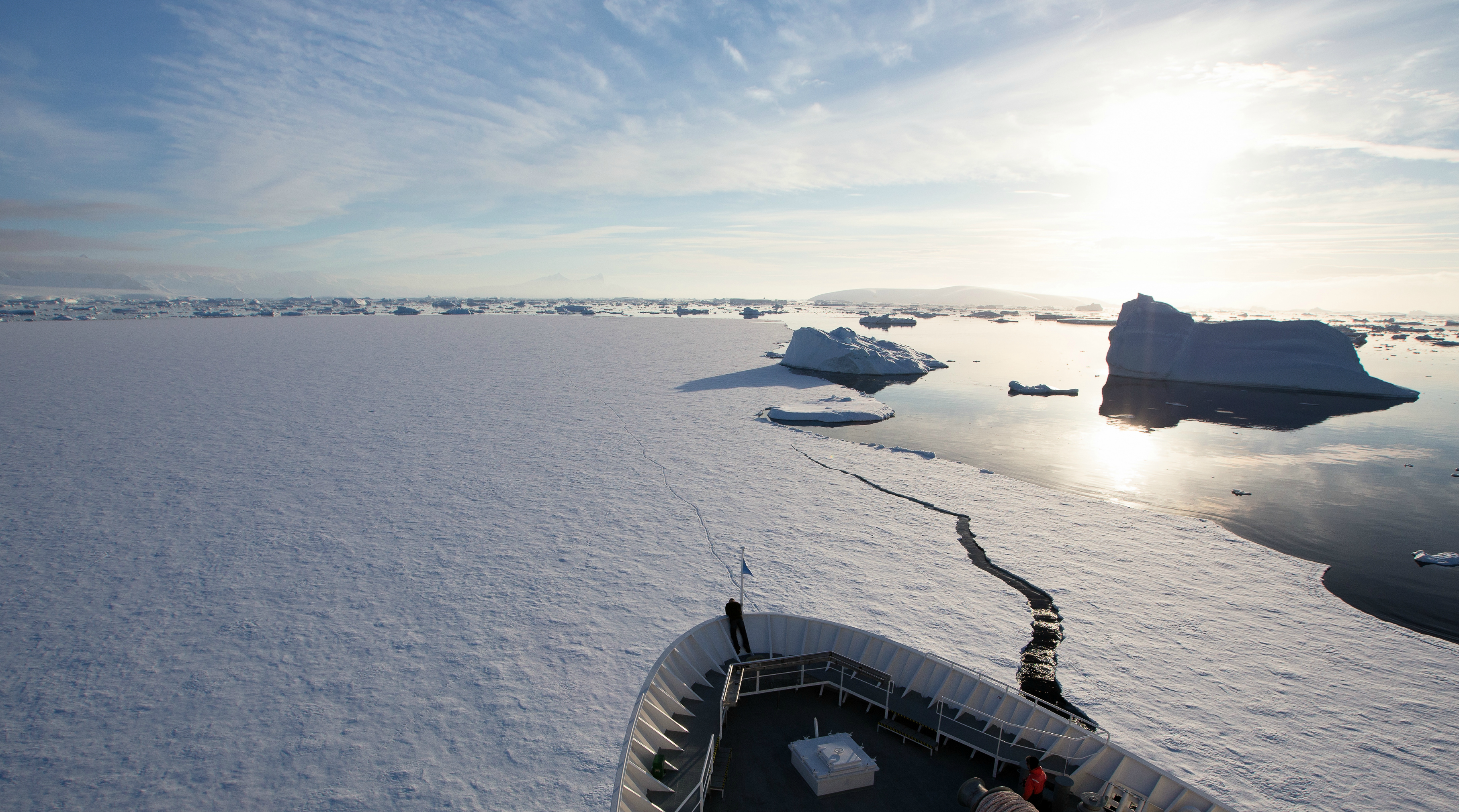 Antarctic Circle Cruises