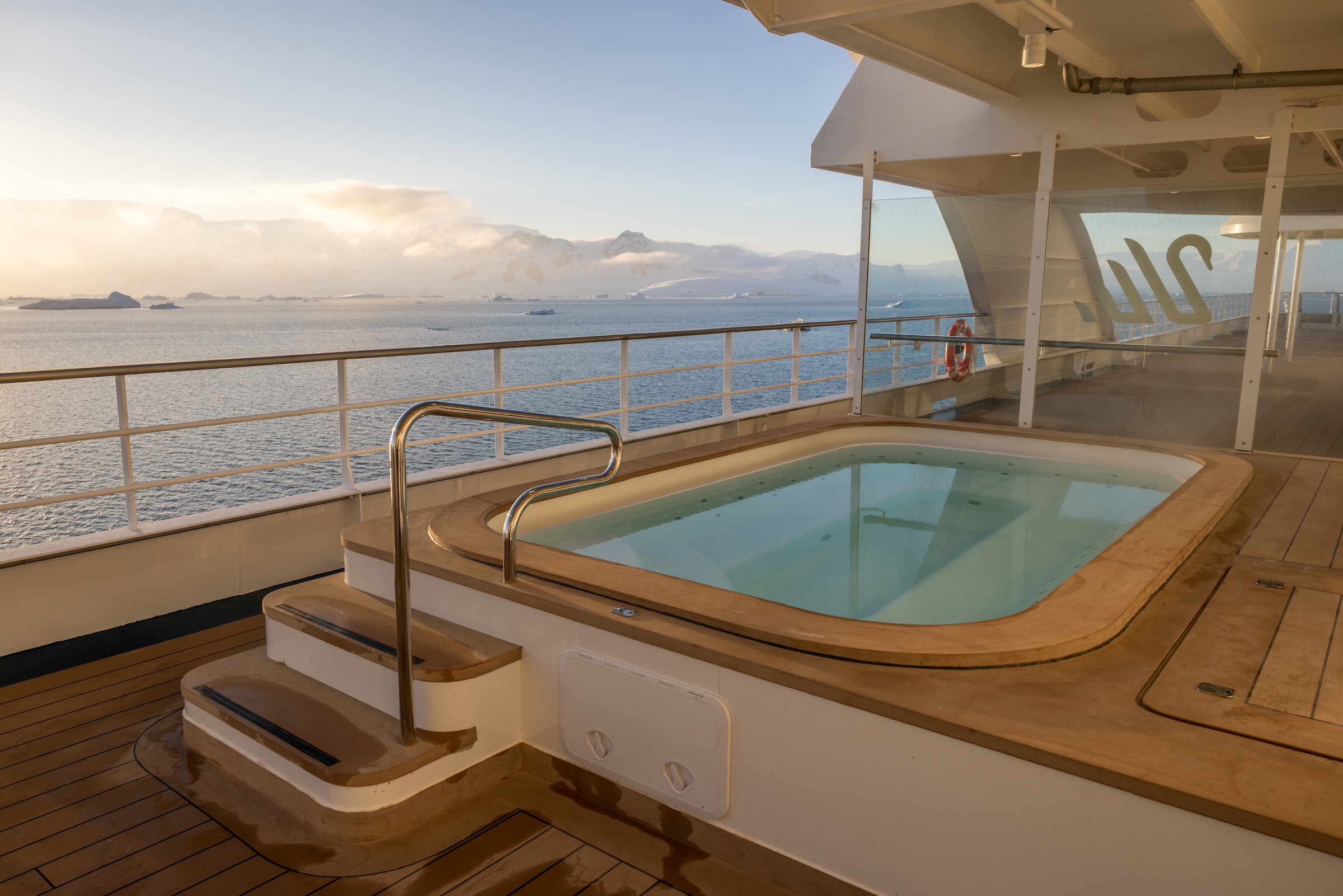 The SH Minerva expedition ship's Jacuzzi
