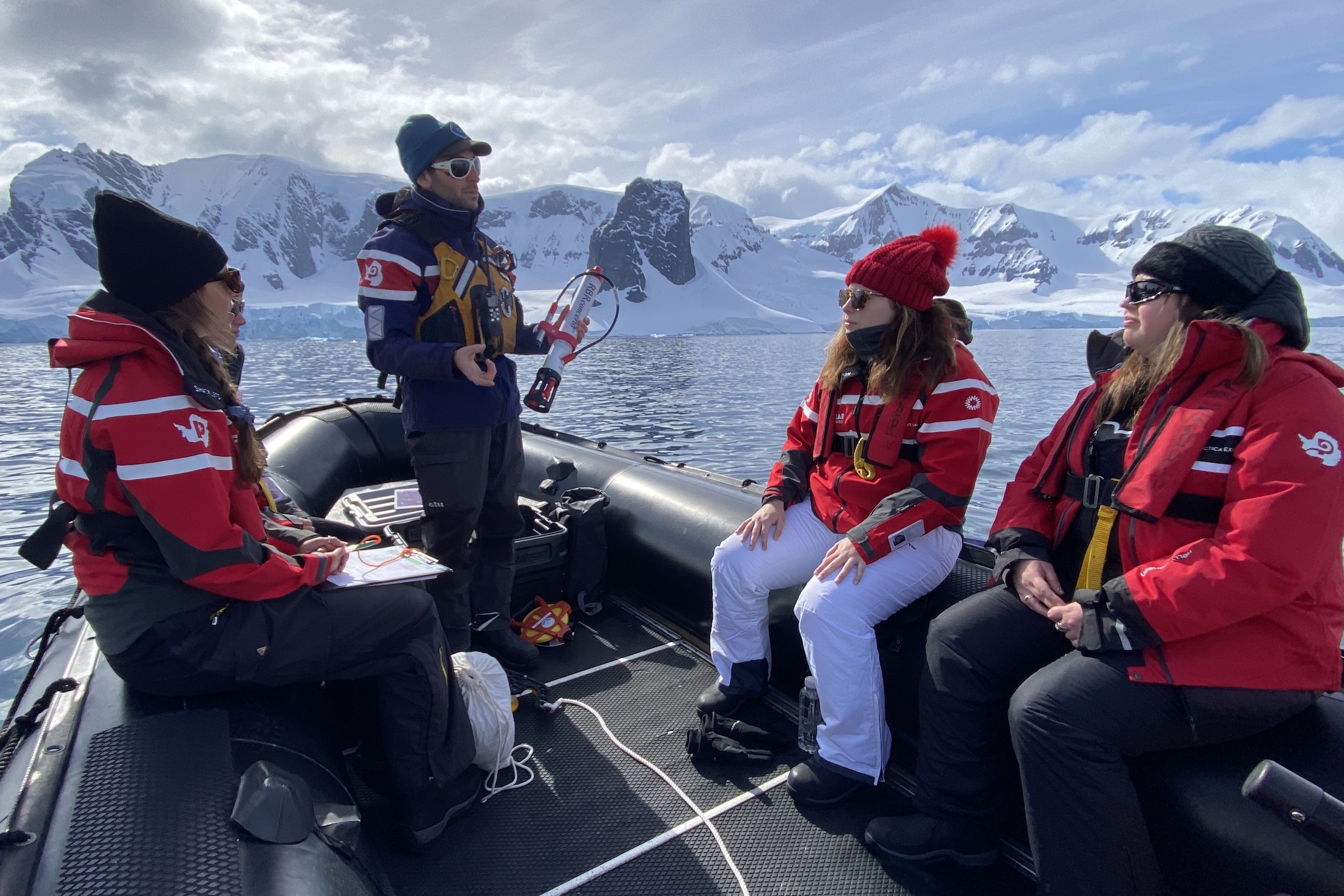 Secchi disk citizen science in Antarctica