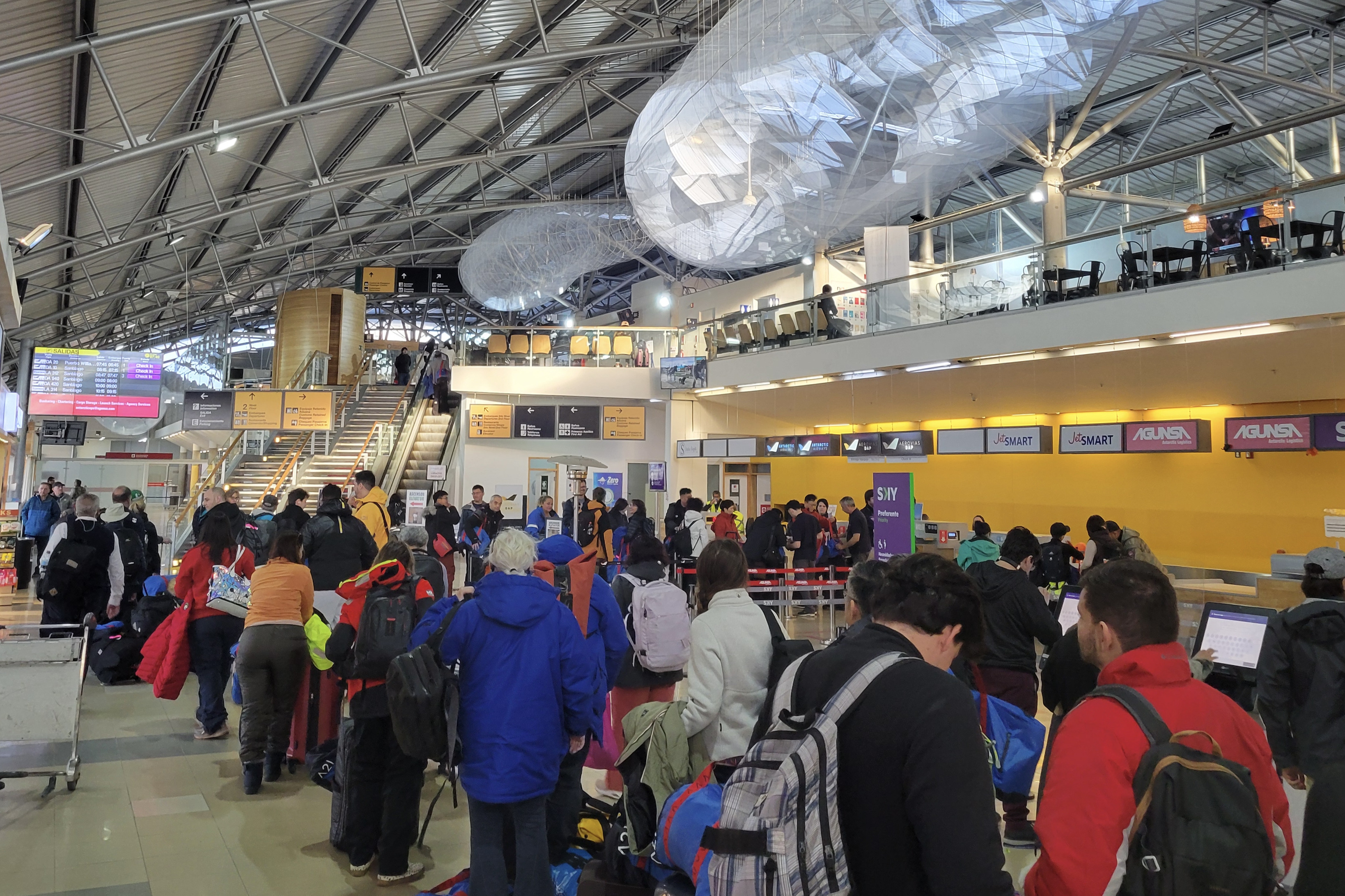 Puntas Arenas airport