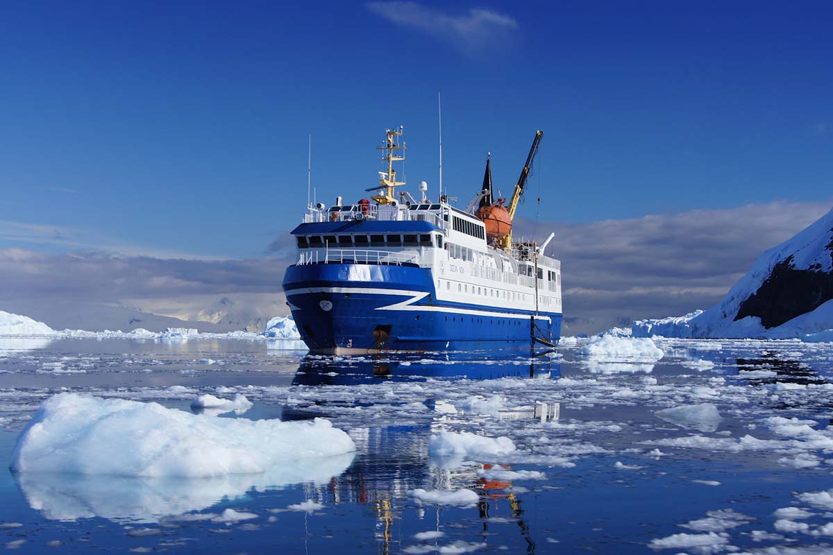 Complete Antarctica: Fly In, Sail Out