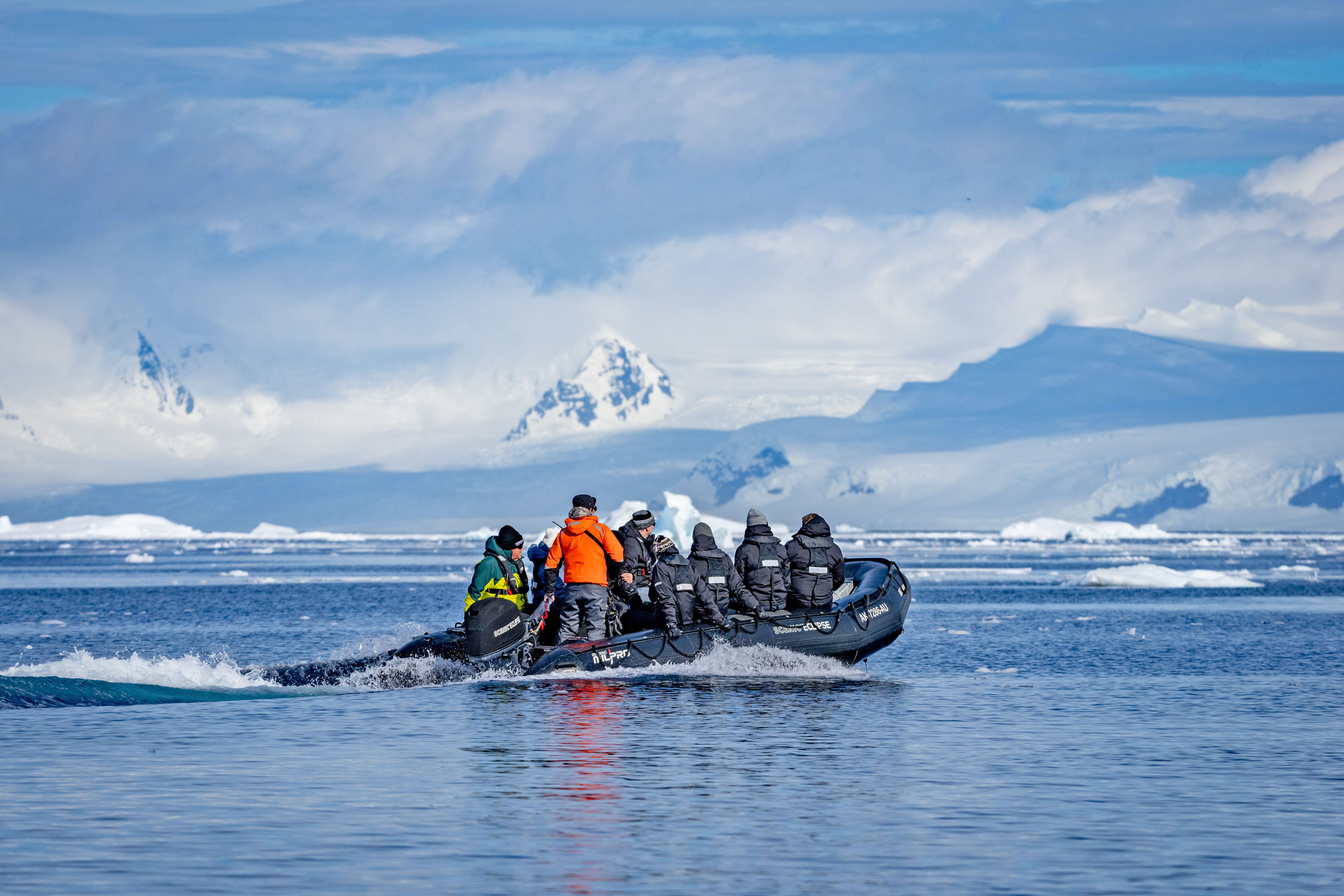 Zodiac excursion through Charlotte Bay