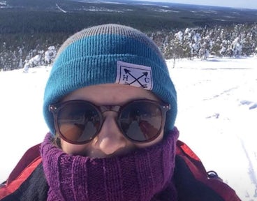 Nicole from Swoop takes a selfie in the snow in Finland